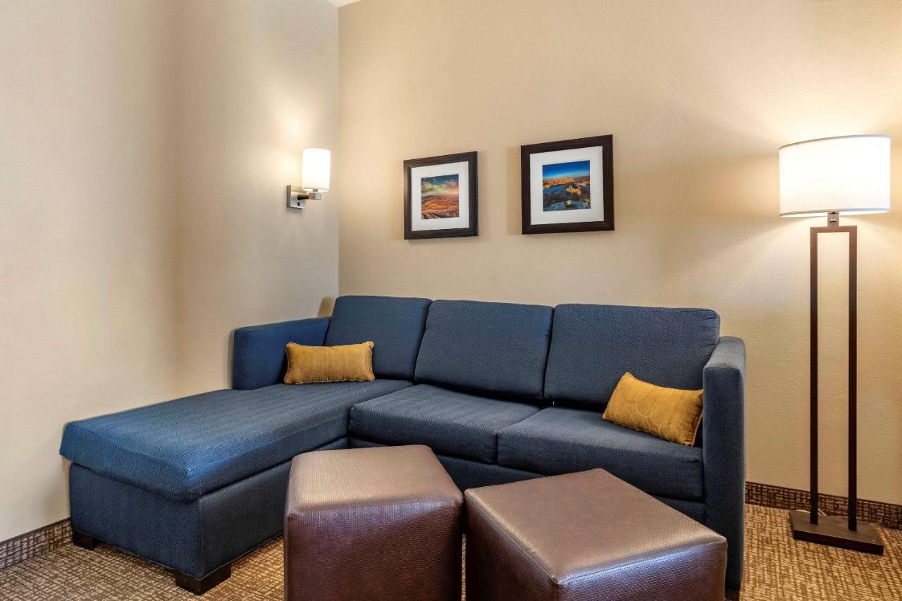 Comfort Inn & Suites Edgewood Kültér fotó