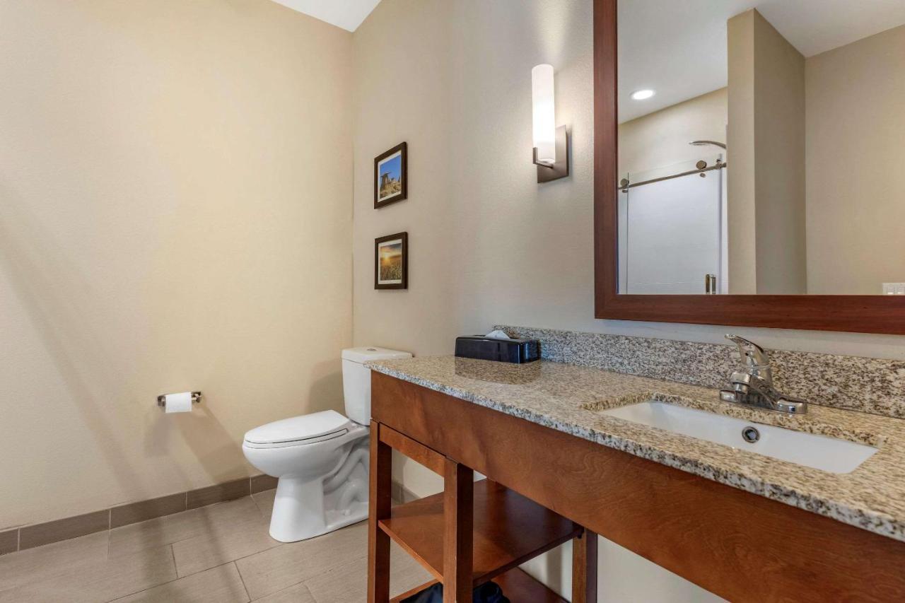 Comfort Inn & Suites Edgewood Kültér fotó