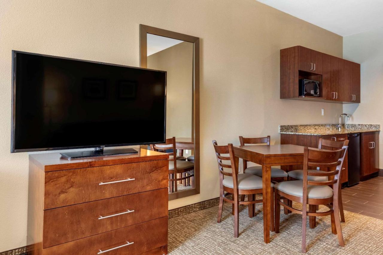 Comfort Inn & Suites Edgewood Kültér fotó
