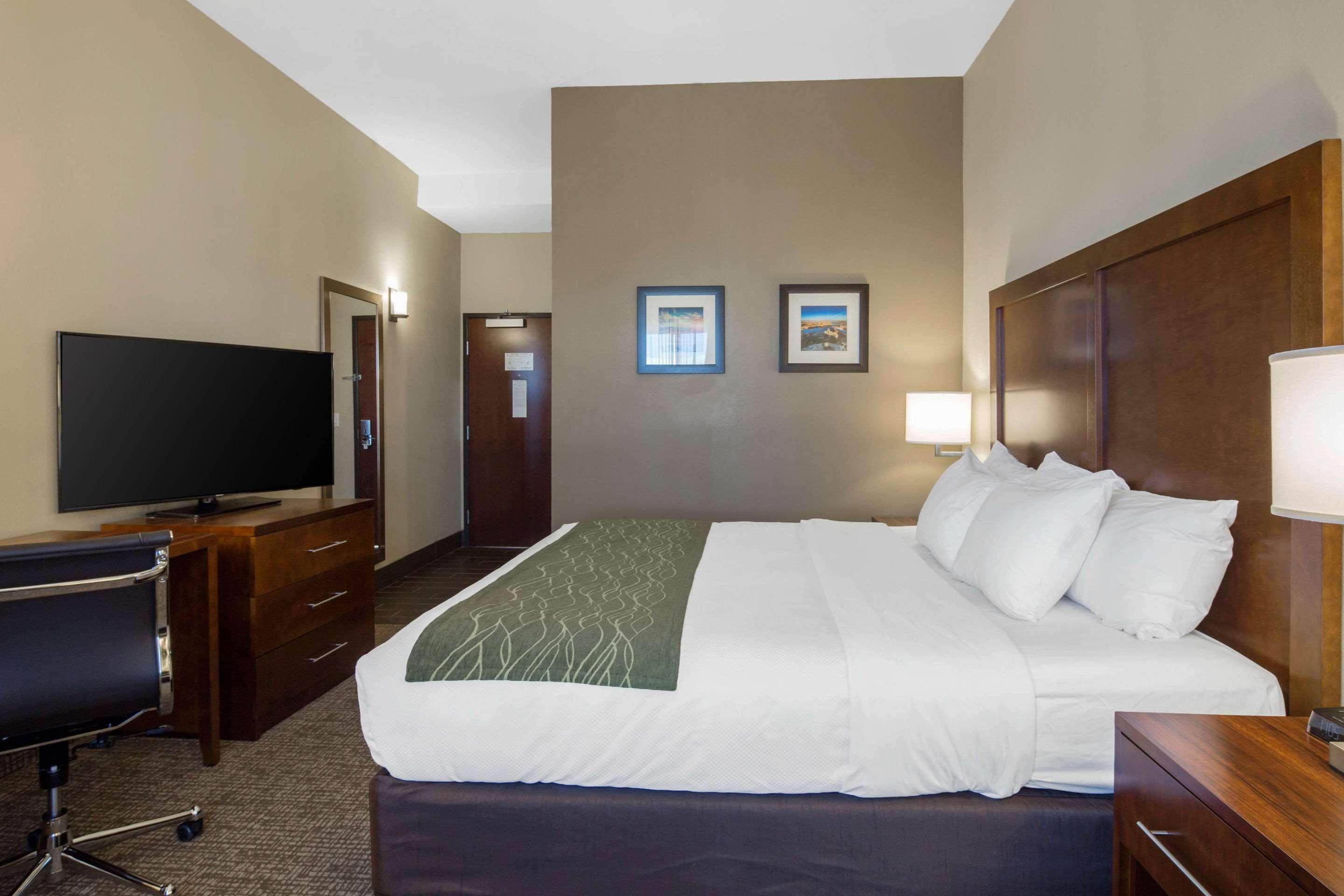 Comfort Inn & Suites Edgewood Kültér fotó