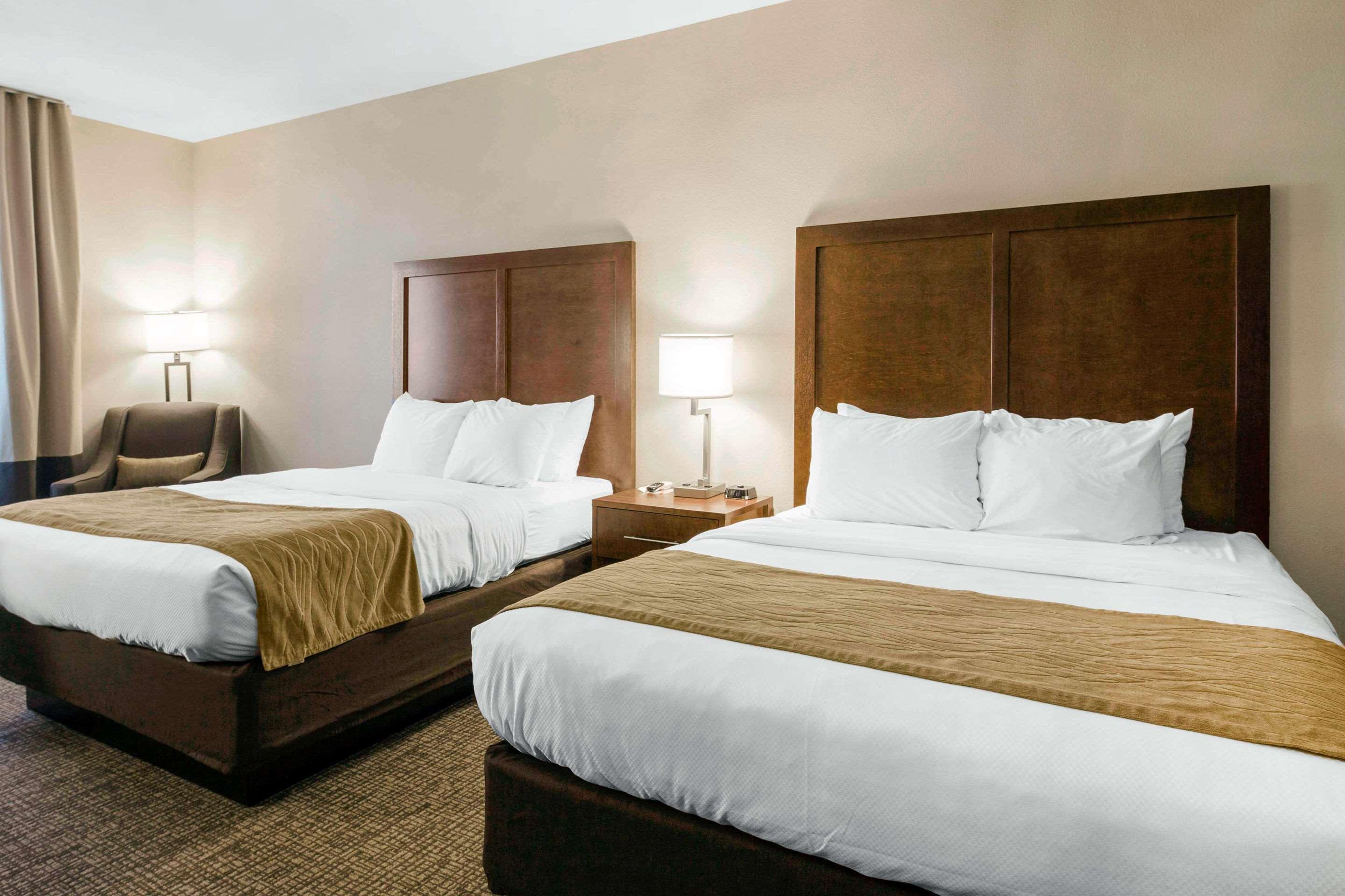 Comfort Inn & Suites Edgewood Kültér fotó