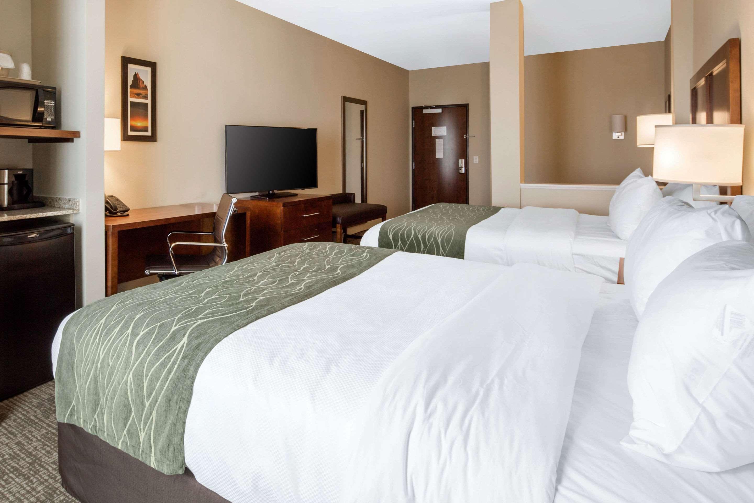 Comfort Inn & Suites Edgewood Kültér fotó
