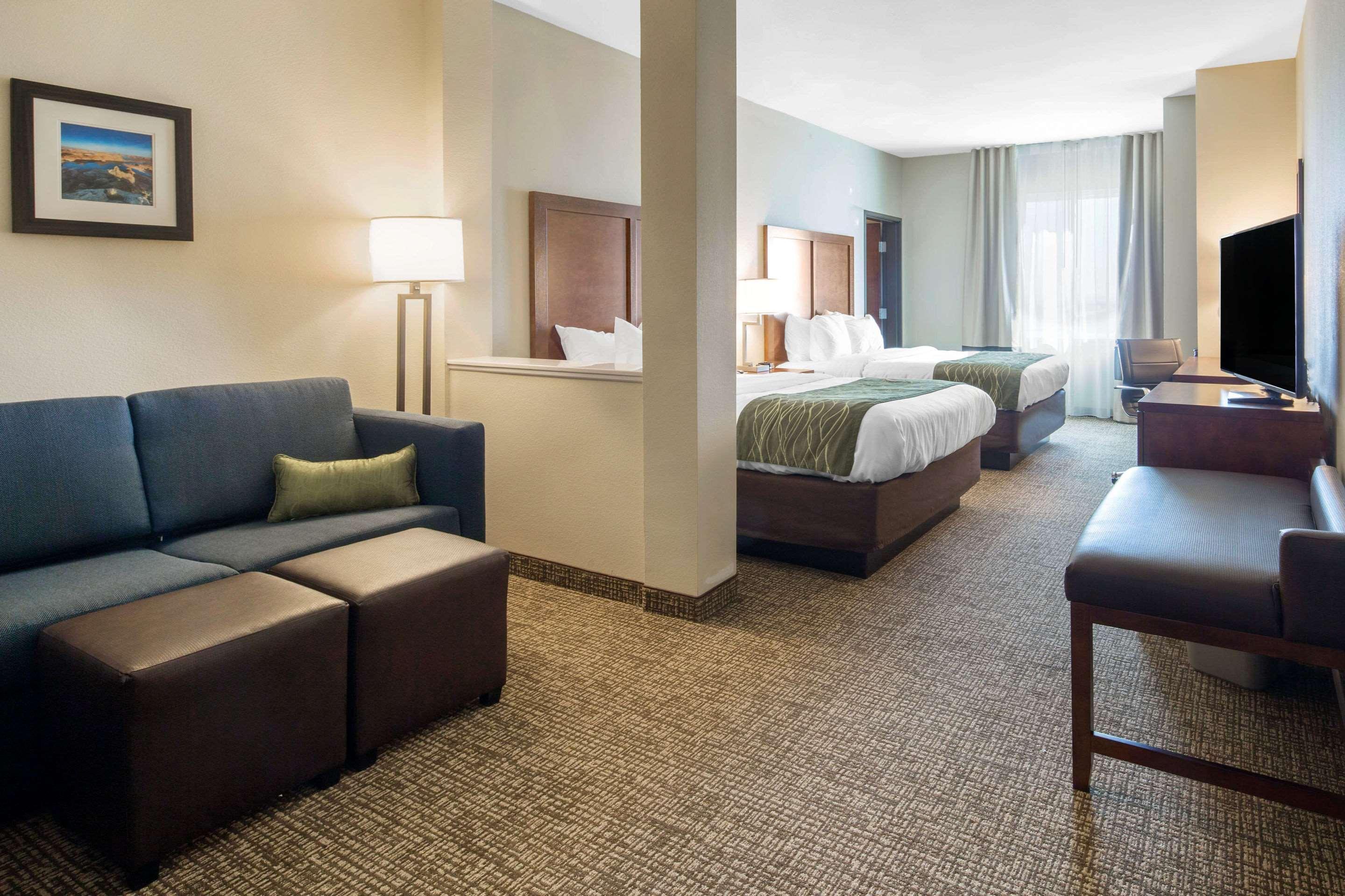 Comfort Inn & Suites Edgewood Kültér fotó