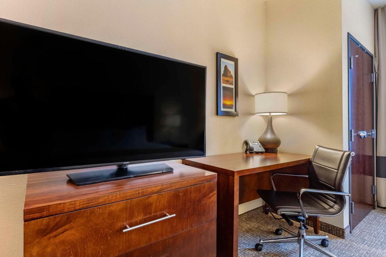 Comfort Inn & Suites Edgewood Kültér fotó