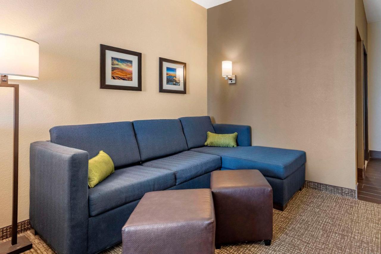 Comfort Inn & Suites Edgewood Kültér fotó
